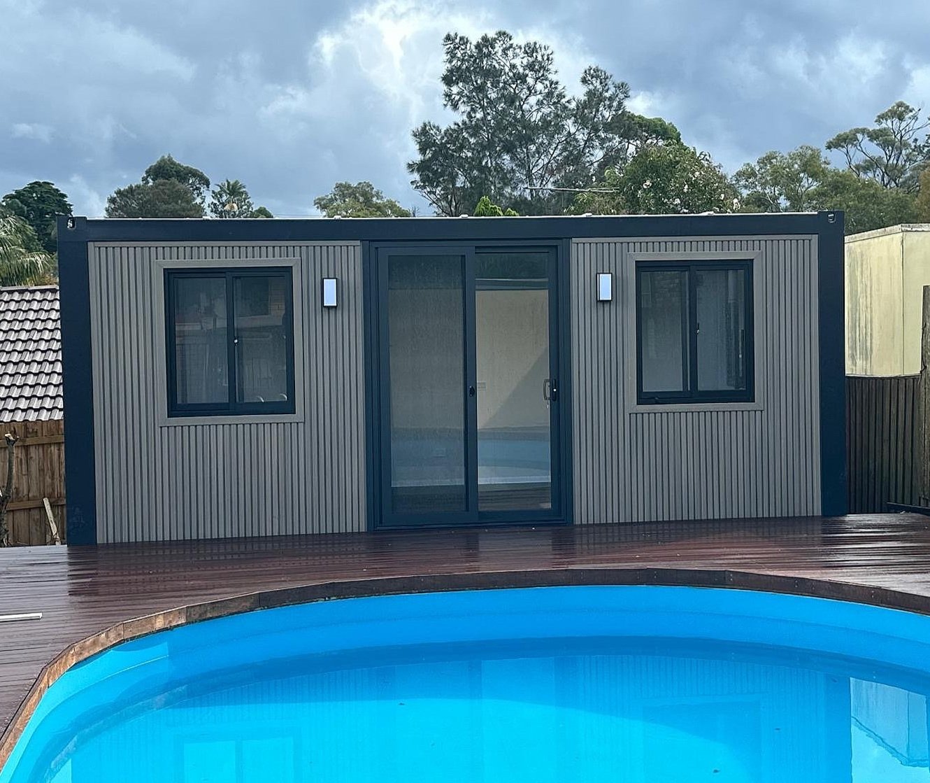 Leisure Pod - Lecan Portable 6m x 3m