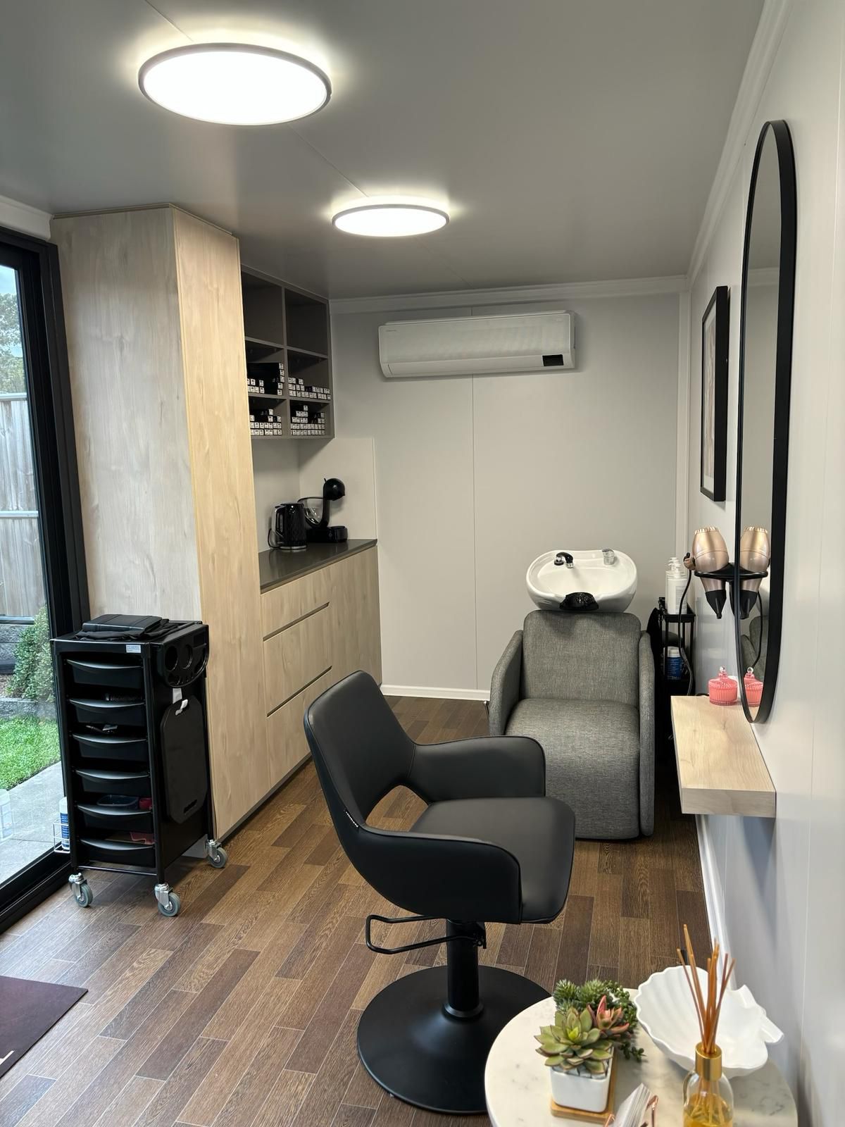 Hair Studio – Lecan Portable 20FT