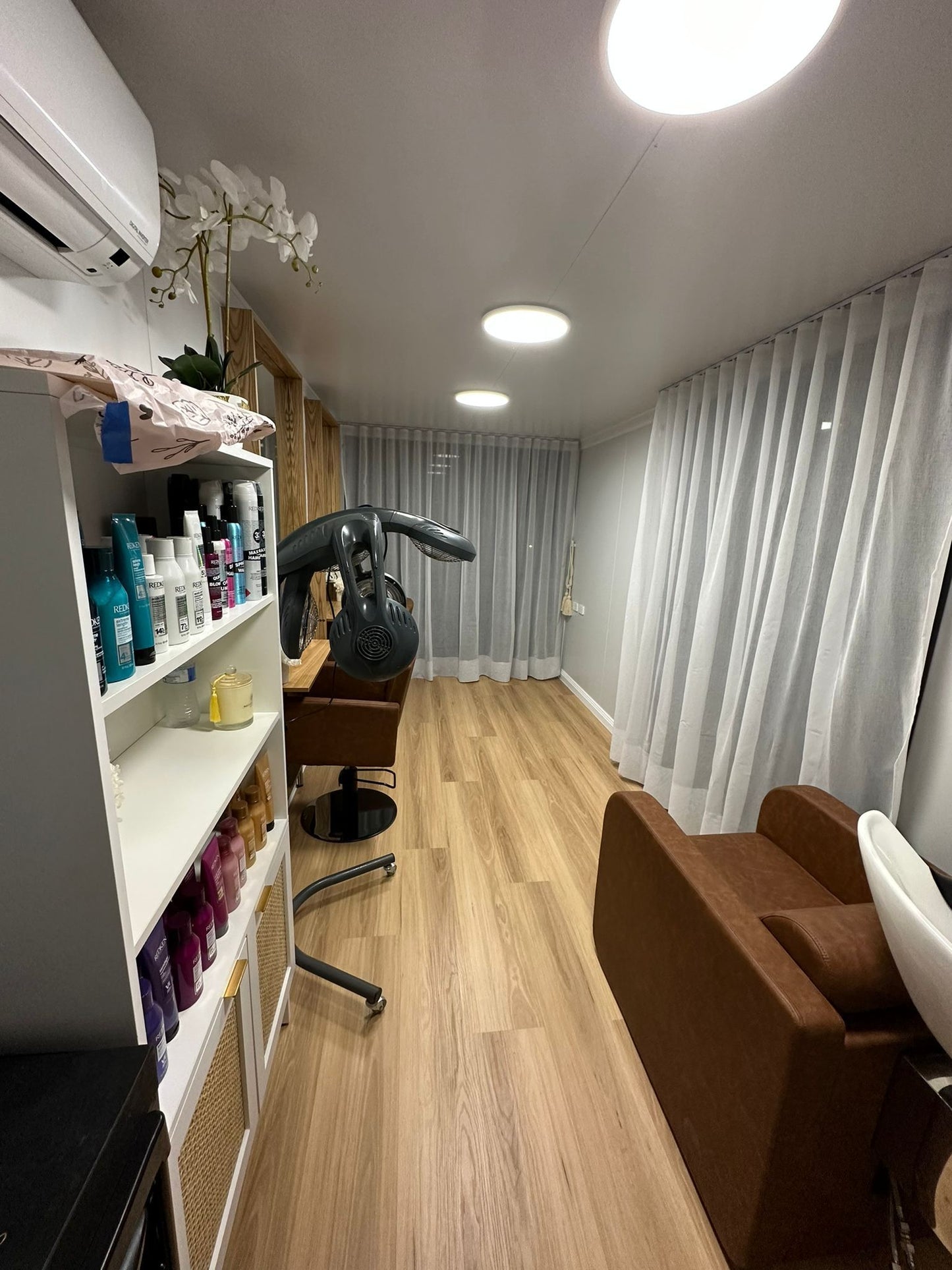 Hair Studio – Lecan Portable 20FT