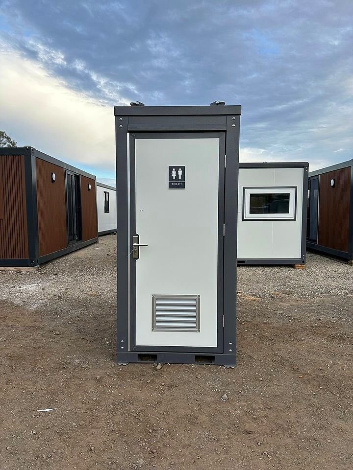 Single Toilet - Lecan Portable Restrooms