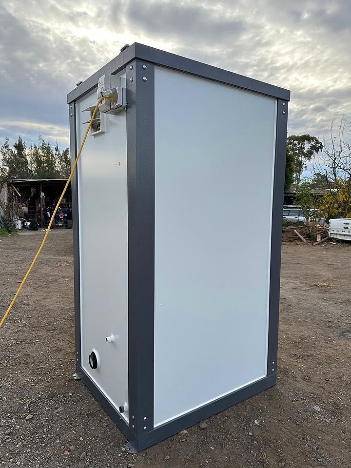 Single Toilet - Lecan Portable Restrooms
