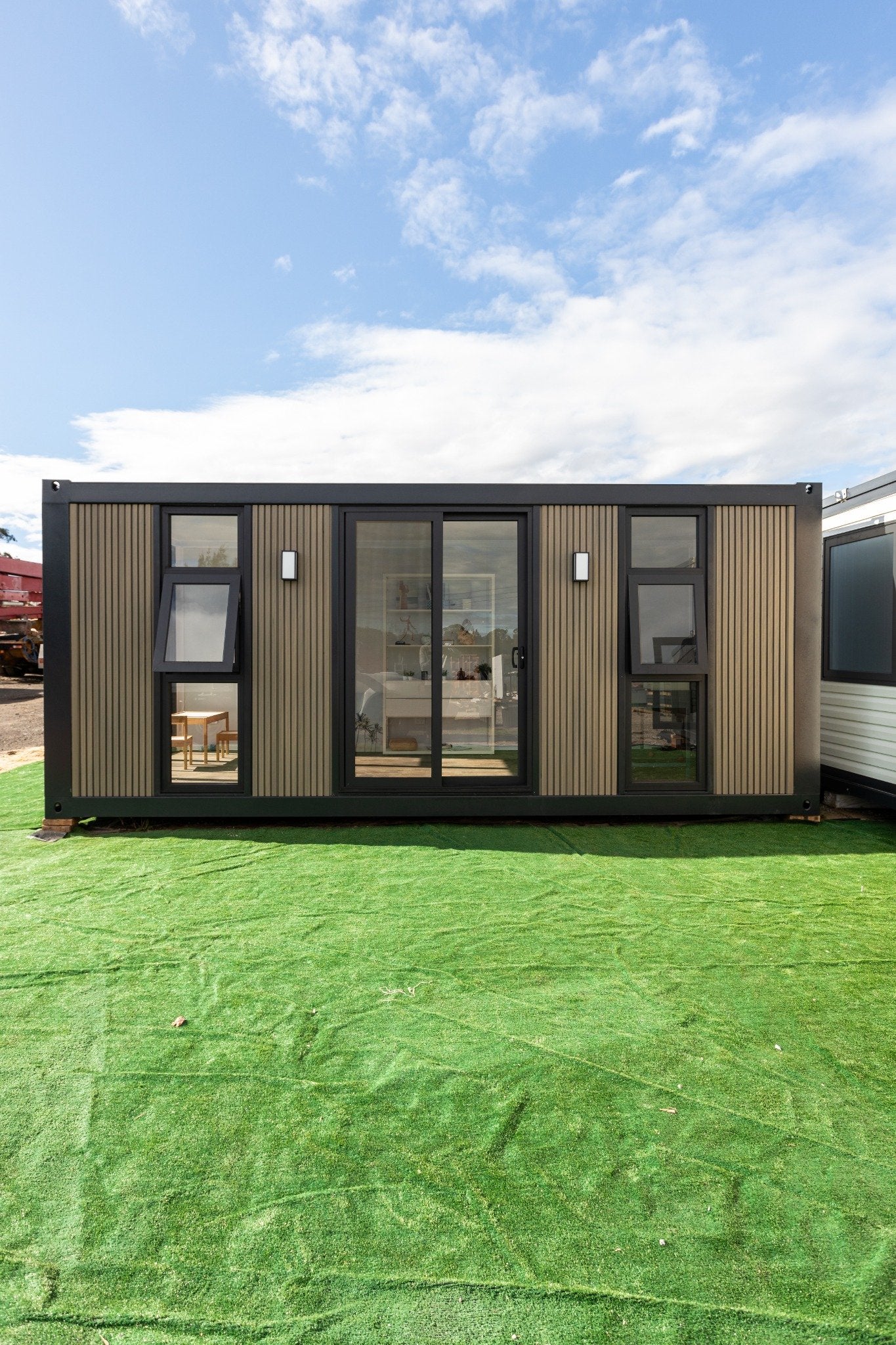 Home Office – Lecan Portable 20FT