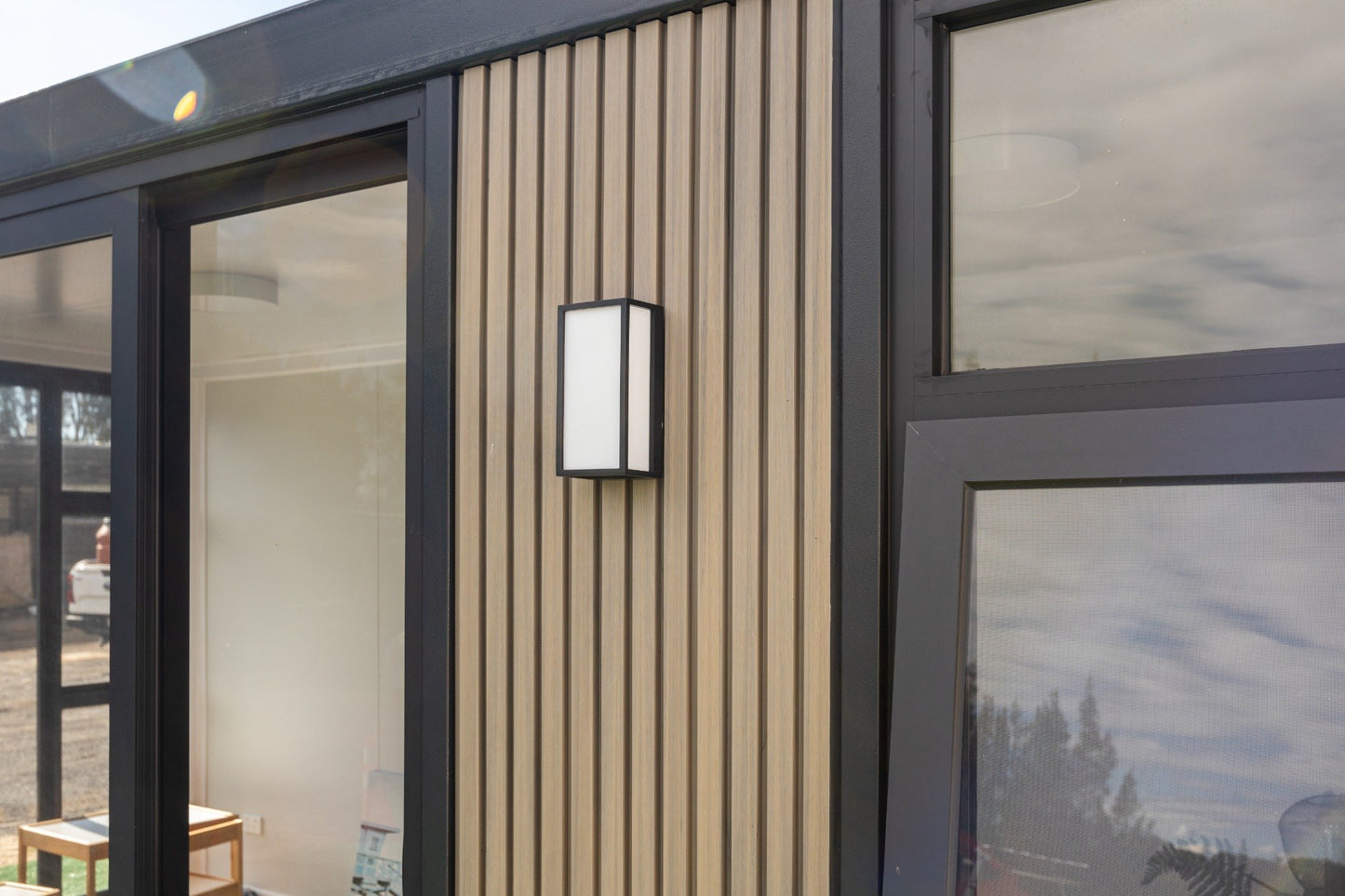 Home Office – Lecan Portable 20FT