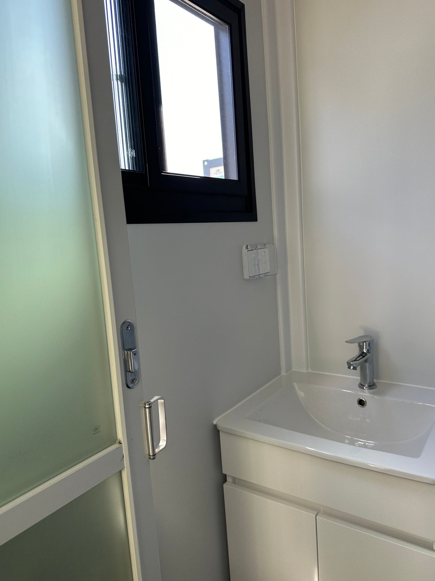 Work Pod – Lecan Portable 6m x 3m