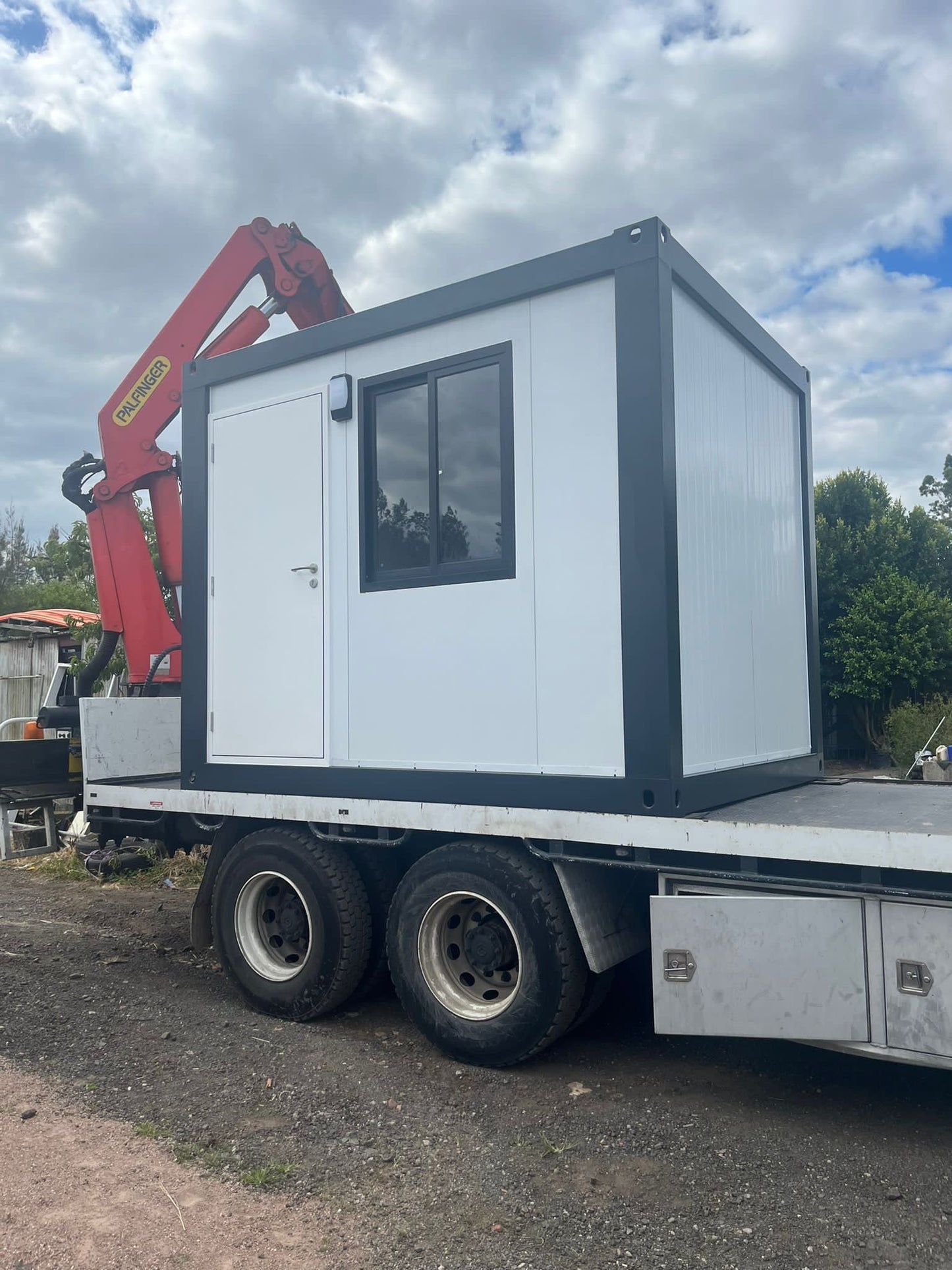 Compact Site Office - Lecan Portable 10FT