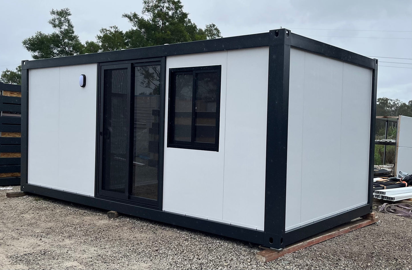Executive Site Office - Lecan Portable 6m x 3m