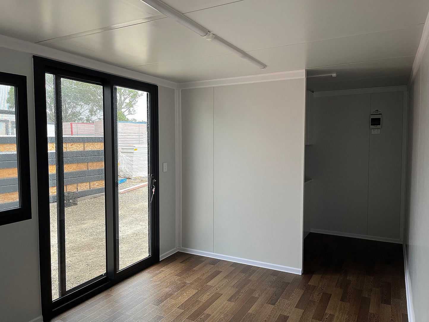 Executive Site Office - Lecan Portable 6m x 3m