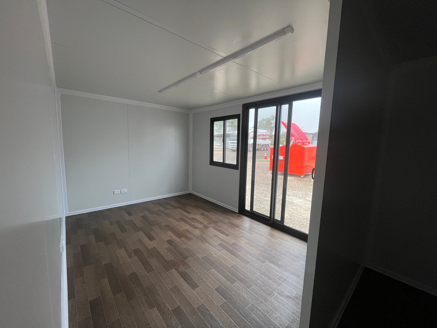 Executive Site Office - Lecan Portable 6m x 3m