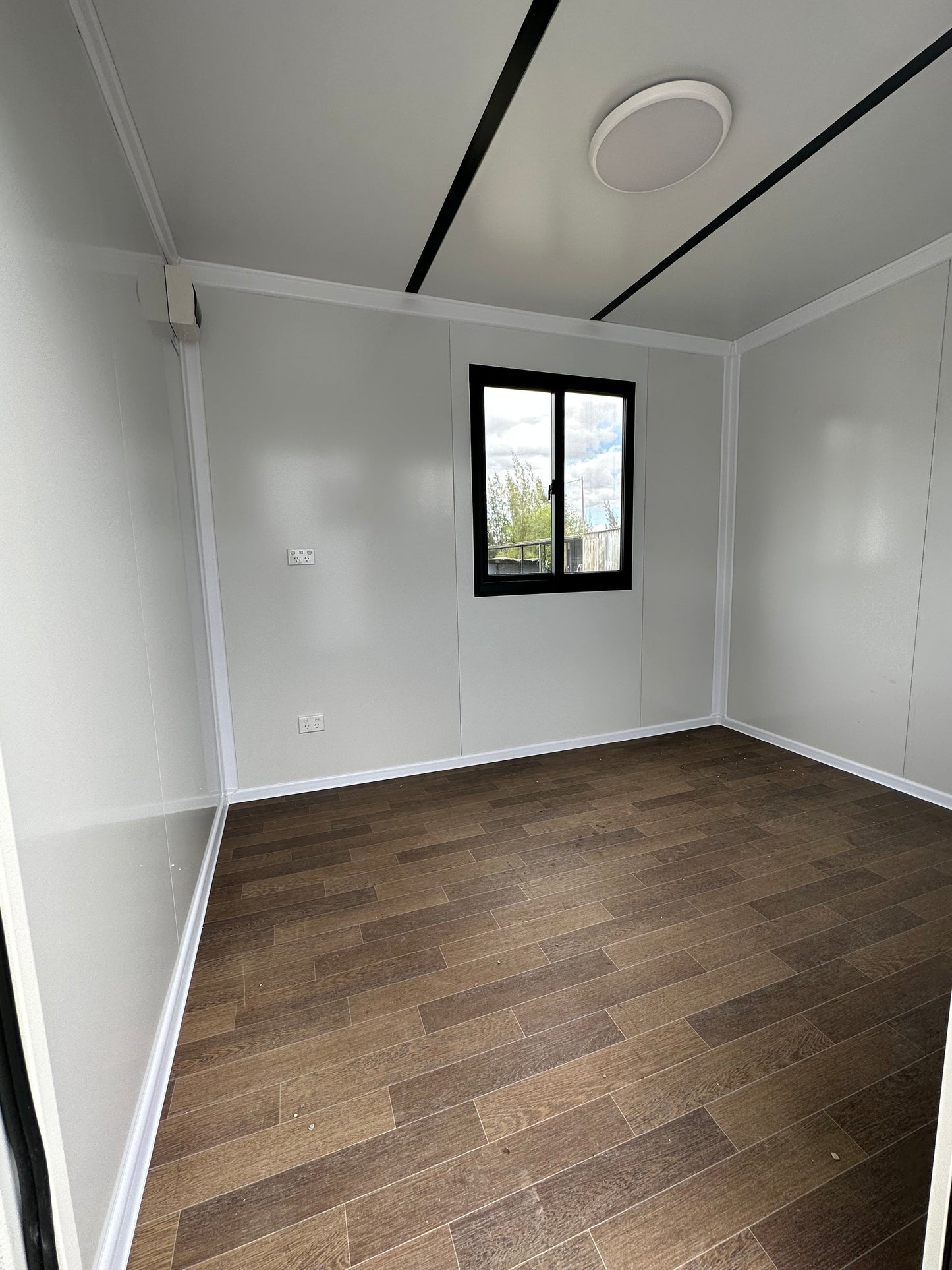 Compact Site Office - Lecan Portable 10FT