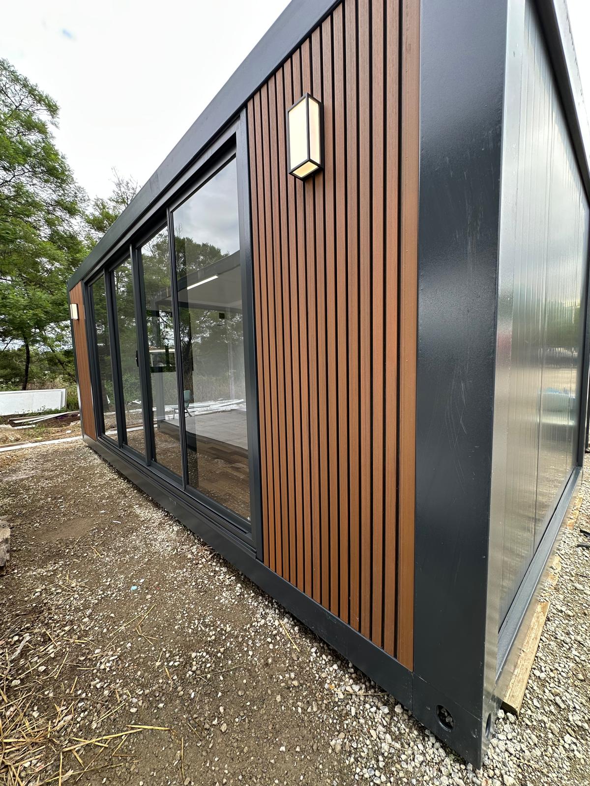 Executive Work Hub - Lecan Portable 6m x 3m