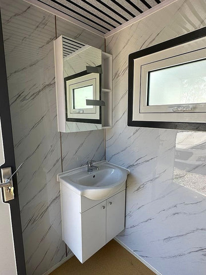 Shower Suite - Lecan Portable Restrooms